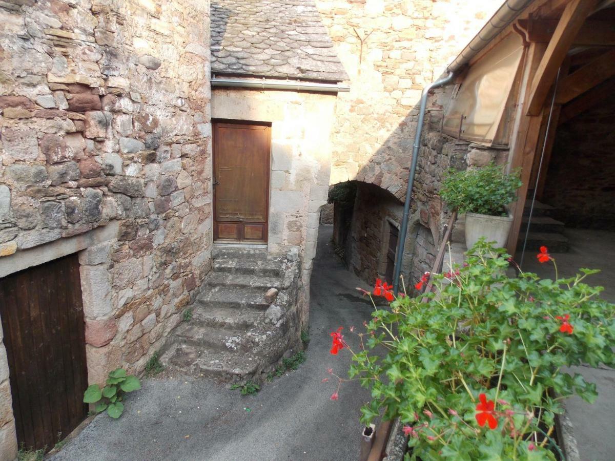 Le Cintrium Bed & Breakfast Viala-du-Tarn ภายนอก รูปภาพ